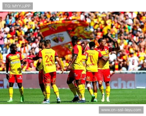 朗斯主帅谈争冠：目标直指欧战席位，不认为与巴黎存在长期冠军竞争